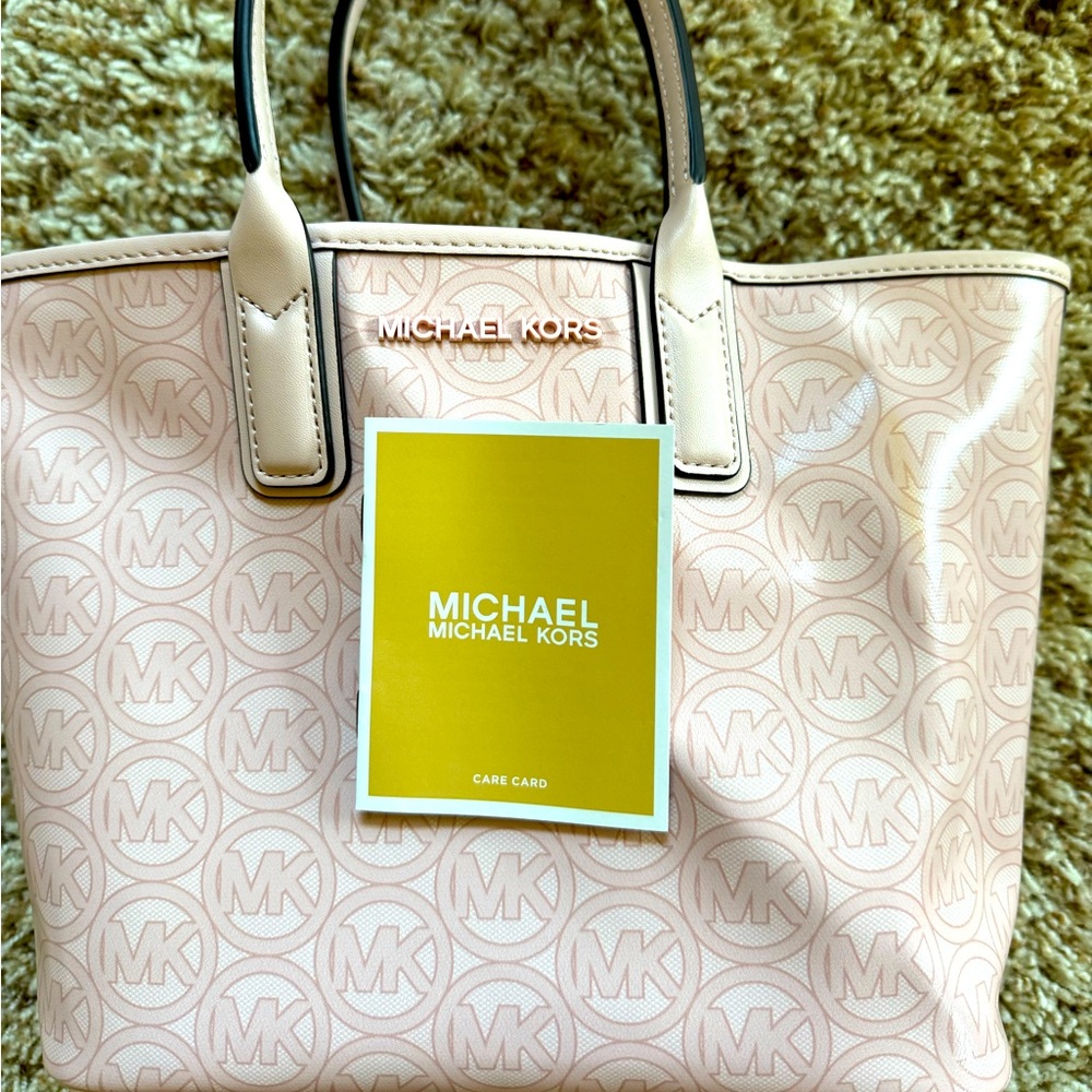 Small Pink Michael Kors handbag New never used